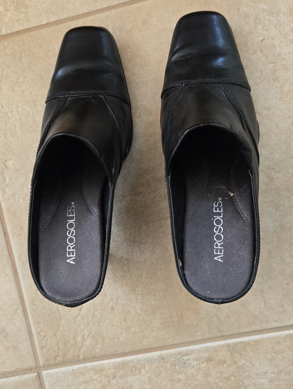 AEROSOLES Black Square-Toe Slip-On Mules